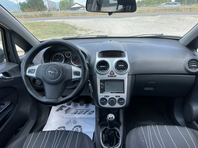 Opel Corsa 1.3CDTI-NAVI-ITALIA - автомобили, коли, обяви за нови и употребявани 7