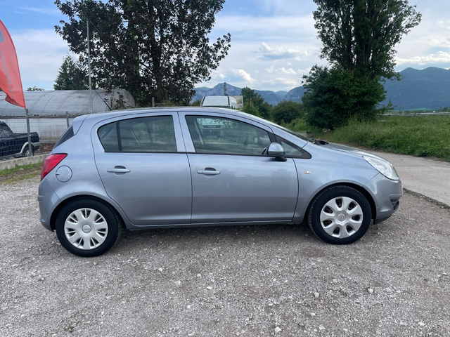 Opel Corsa 1.3CDTI-ITALIA - автомобили, коли, обяви за нови и употребявани 3