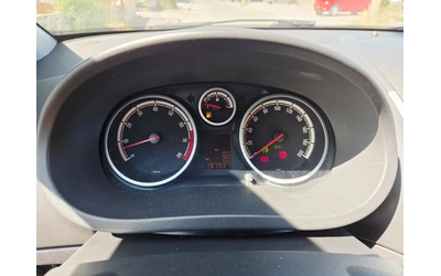 Opel Corsa 1, 200 EURO5 - автомобили, коли, обяви за нови и употребявани 12