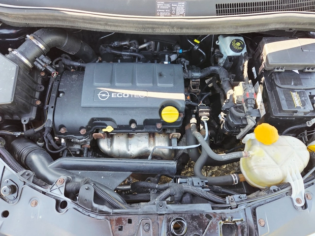 Opel Corsa 1, 200 EURO5 - автомобили, коли, обяви за нови и употребявани 14