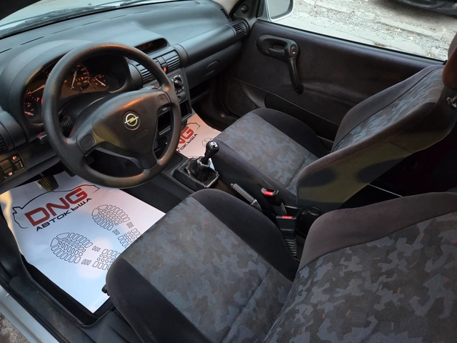Opel Corsa 1, 000 НОВА КОЛА - автомобили, коли, обяви за нови и употребявани 8