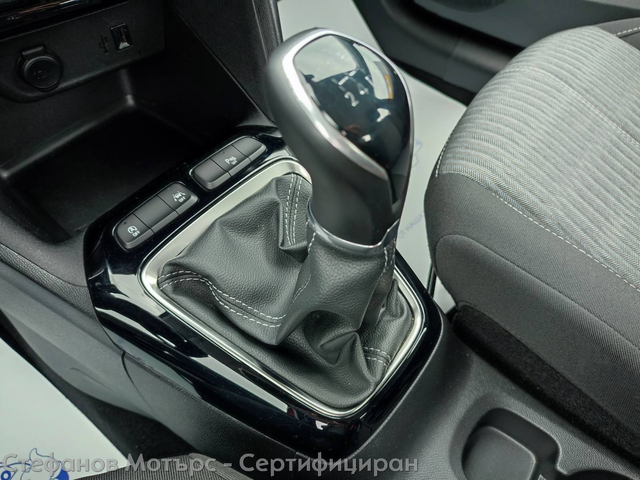 Opel Corsa F 4-вр. Хечбек 75к.с. Бензин - автомобили, коли, обяви за нови и употребявани 13