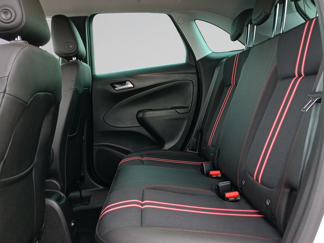 Opel CROSSLAND GS Line 1.2 бензин (96kW/130 к.с.) MT6 MY22 - автомобили, коли, обяви за нови и употребявани 9