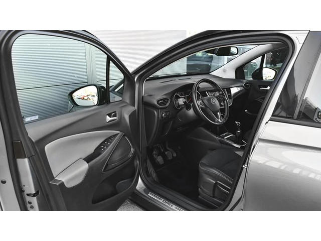 Opel Crossland X 1.2 Innovation - автомобили, коли, обяви за нови и употребявани 7