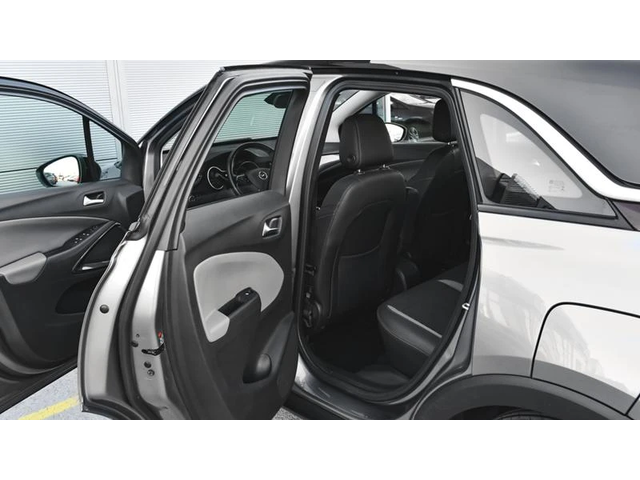 Opel Crossland X 1.2 Innovation - автомобили, коли, обяви за нови и употребявани 8
