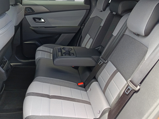 Opel Grandland GS - автомобили, коли, обяви за нови и употребявани 14