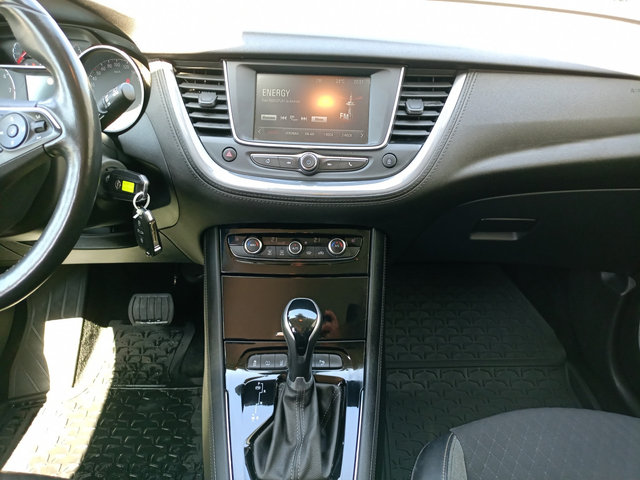Opel GRANDLAND X 1.2 130hp BVA8 E6 - автомобили, коли, обяви за нови и употребявани 13