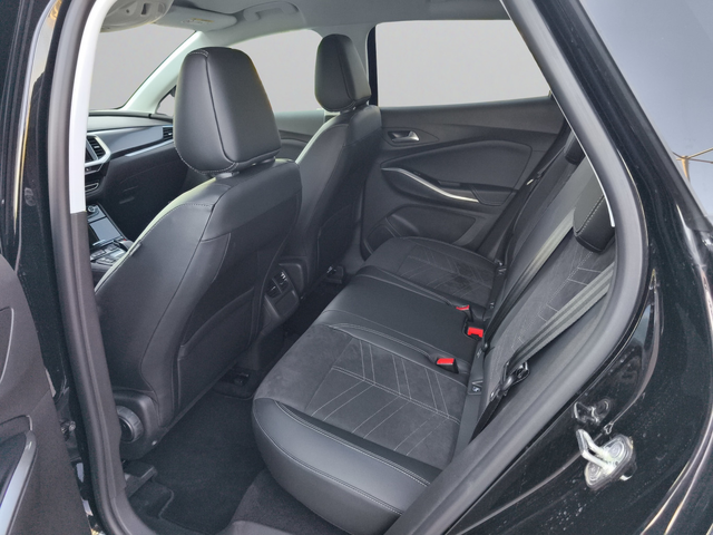 Opel GRANDLAND X 1.2 130hp BVA8 E6 - автомобили, коли, обяви за нови и употребявани 10