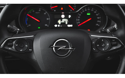 Opel Grandland X 1.6 Turbo Elite Plug-in Hybrid4 4x4 Automatic - автомобили, коли, обяви за нови и употребявани 12