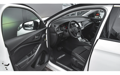 Opel Grandland X 1.6 Turbo Elite Plug-in Hybrid4 4x4 Automatic - автомобили, коли, обяви за нови и употребявани 7