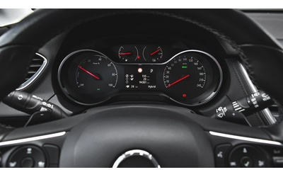 Opel Grandland X 1.6 Turbo Innovation Plug-in Hybrid4 4x4 Automatic - автомобили, коли, обяви за нови и употребявани 14