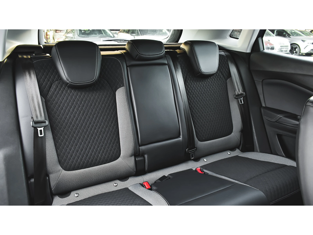 Opel Grandland X 1.6 Turbo Elegance Plug-in Hybrid4 4x4 Automatic - автомобили, коли, обяви за нови и употребявани 10