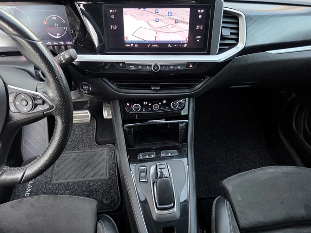 Opel Grandland X GSe/AWD/AT8/1.6PHEV/300hp - автомобили, коли, обяви за нови и употребявани 8