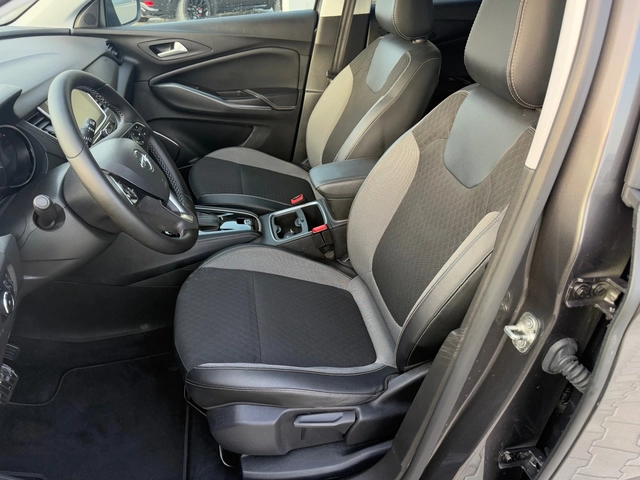 Opel Grandland X 1.2 benzin 131ks Automatic !!! Лизинг !!! - автомобили, коли, обяви за нови и употребявани 8