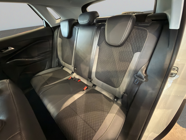 Opel GRANDLAND X Innovation 1.5D 130 EAT8 - автомобили, коли, обяви за нови и употребявани 11