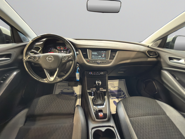 Opel GRANDLAND X Innovation 1.5D 130 EAT8 - автомобили, коли, обяви за нови и употребявани 8