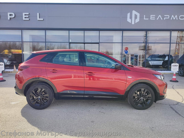 Opel Grandland X SUV 131к.с. Бензин - автомобили, коли, обяви за нови и употребявани 4