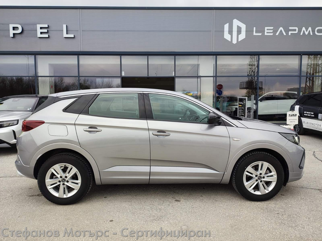 Opel Grandland X SUV 131к.с. Бензин - автомобили, коли, обяви за нови и употребявани 4