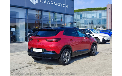 opel-grandland-x-suv-131k-s-benzin - 5