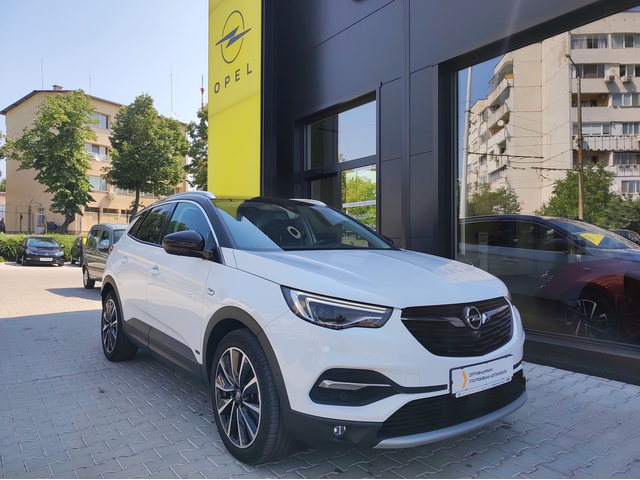 Opel Grandland X SUV 224к.с. Plug-In Hybrid - автомобили, коли, обяви за нови и употребявани 0