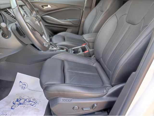 Opel Grandland X SUV 224к.с. Plug-In Hybrid - автомобили, коли, обяви за нови и употребявани 10