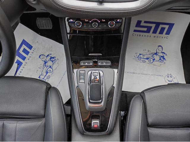 Opel Grandland X SUV 224к.с. Plug-In Hybrid - автомобили, коли, обяви за нови и употребявани 12