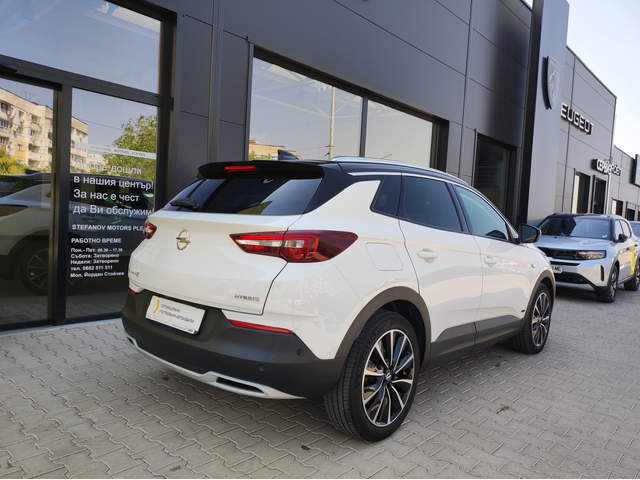 Opel Grandland X SUV 224к.с. Plug-In Hybrid - автомобили, коли, обяви за нови и употребявани 5