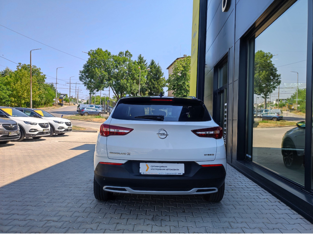 Opel Grandland X SUV 224к.с. Plug-In Hybrid - автомобили, коли, обяви за нови и употребявани 6