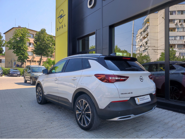 Opel Grandland X SUV 224к.с. Plug-In Hybrid - автомобили, коли, обяви за нови и употребявани 7