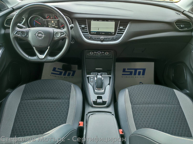Opel Grandland X SUV 224к.с. Plug-In Hybrid - автомобили, коли, обяви за нови и употребявани 10