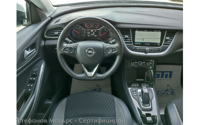Opel Grandland X SUV 224к.с. Plug-In Hybrid - автомобили, коли, обяви за нови и употребявани 9