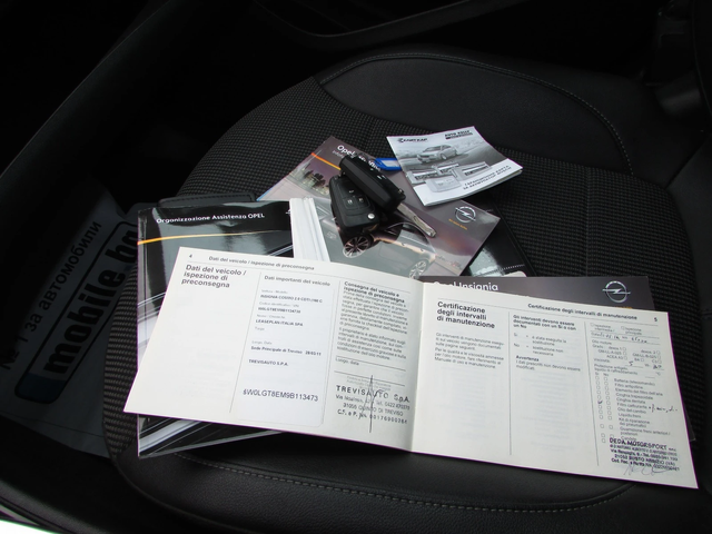 Opel Insignia 2.0CDTI EURO5A - автомобили, коли, обяви за нови и употребявани 13