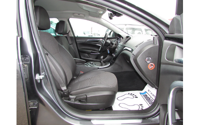 Opel Insignia 2.0CDTI EURO5A - автомобили, коли, обяви за нови и употребявани 9
