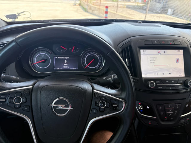 Opel Insignia 2.0 CDTI (163 кс) Ecotec Automatic - автомобили, коли, обяви за нови и употребявани 10