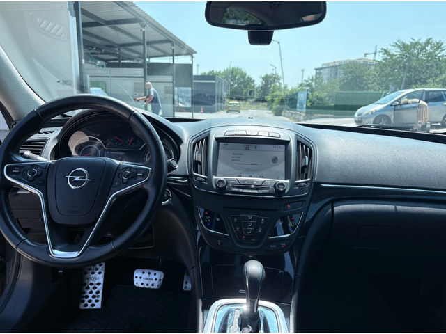 Opel Insignia 2.0 CDTI (163 кс) Ecotec Automatic - автомобили, коли, обяви за нови и употребявани 11