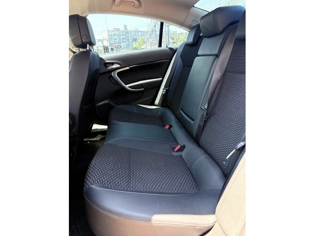 Opel Insignia 2.0 CDTI (163 кс) Ecotec Automatic - автомобили, коли, обяви за нови и употребявани 13
