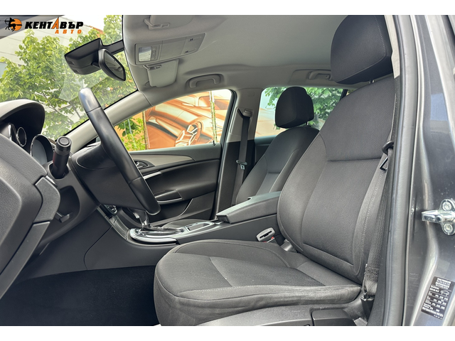Opel Insignia 2.0d 131 к.с. - автомобили, коли, обяви за нови и употребявани 6