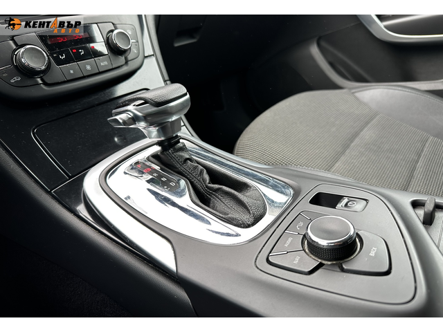 Opel Insignia 2.0d 160к.с. - автомобили, коли, обяви за нови и употребявани 11