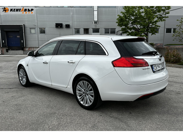 Opel Insignia 2.0d 160к.с. - автомобили, коли, обяви за нови и употребявани 2
