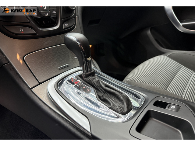 Opel Insignia 2.0d 170 к.с. - автомобили, коли, обяви за нови и употребявани 10