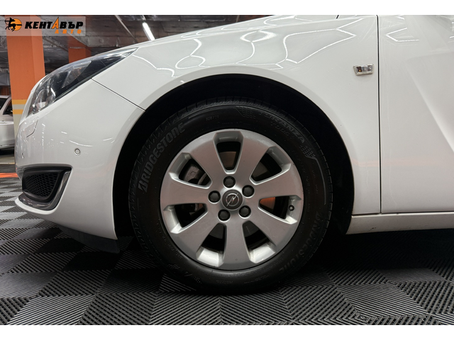 Opel Insignia 2.0d 170 к.с. - автомобили, коли, обяви за нови и употребявани 6