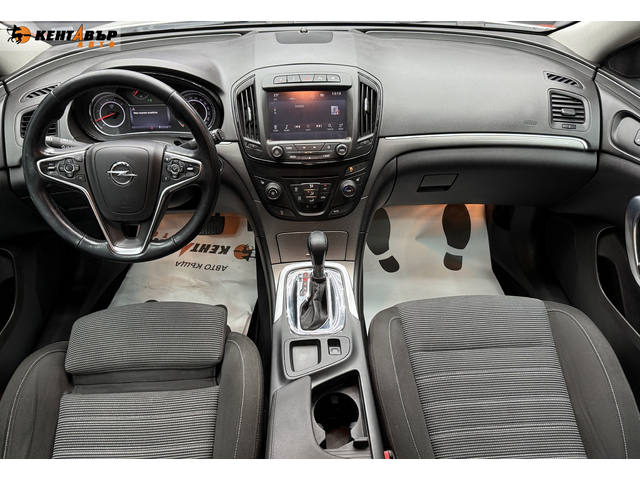Opel Insignia 2.0d 170 к.с. - автомобили, коли, обяви за нови и употребявани 9