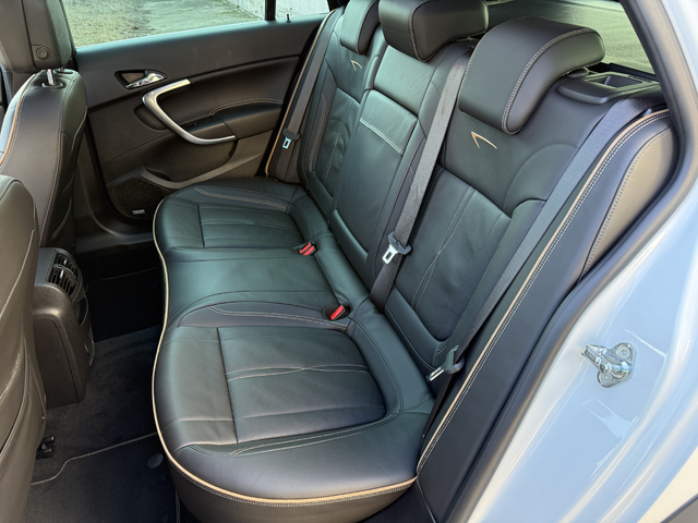 Opel Insignia 2.0i TURBO 4x4 CROSS COUNTRY - автомобили, коли, обяви за нови и употребявани 10