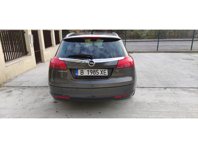 Opel Insignia, 2011 г., 193000 км, 0 к.с. - автомобили, коли, обяви за нови и употребявани 4