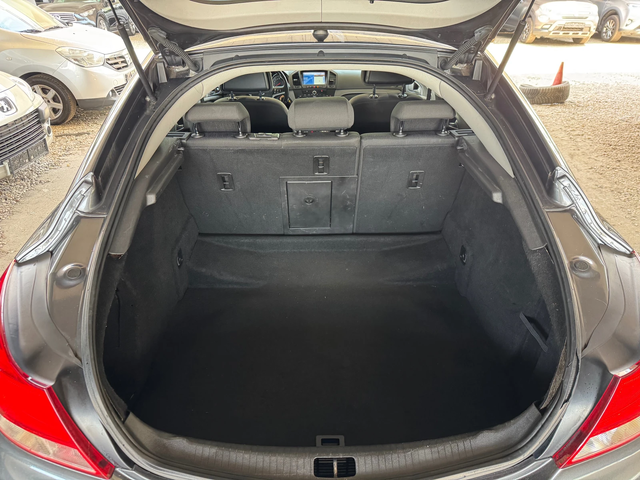 Opel Insignia 2.0CDTI-2011-AUTO-NAVI - автомобили, коли, обяви за нови и употребявани 11