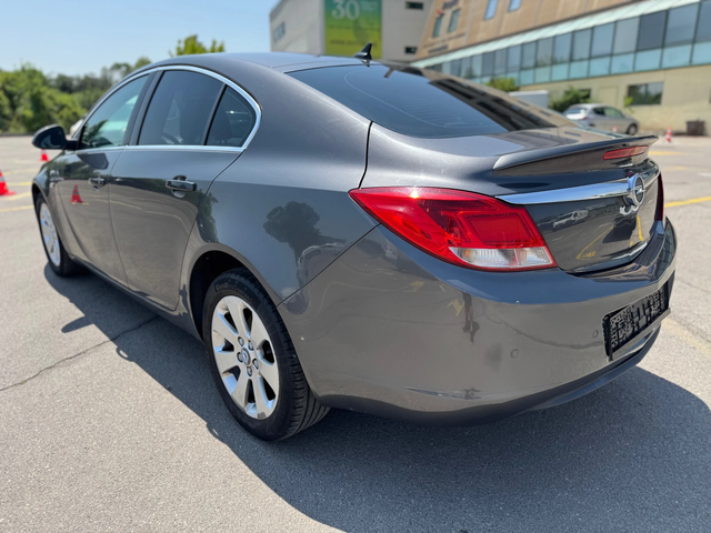 Opel Insignia 2.0CDTI-2011-AUTO-NAVI - автомобили, коли, обяви за нови и употребявани 6