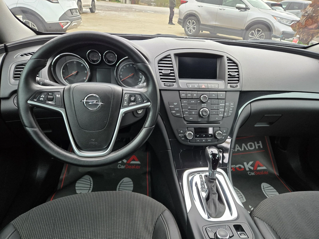 Opel Insignia 2.0CDTI-195кс= АВТОМАТ= ДИСТРОНИК= НАВИ= КСЕНОН - автомобили, коли, обяви за нови и употребявани 10