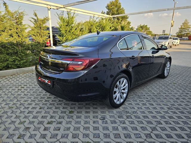 Opel Insignia 2.0CDTI-130кс= АВТОМАТ= DISTRONIC= DIGITAL COCPIT - автомобили, коли, обяви за нови и употребявани 2