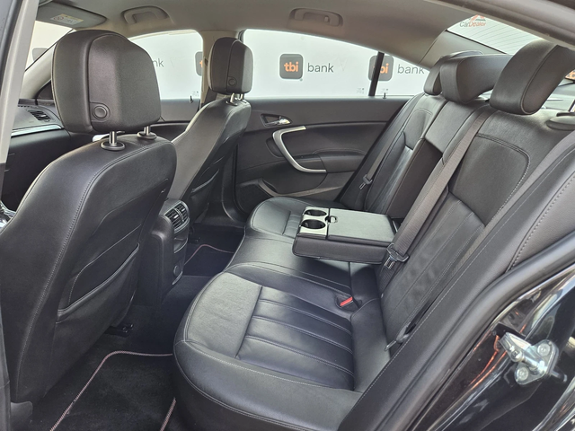 Opel Insignia 2.0CDTI-130кс= АВТОМАТ= DISTRONIC= DIGITAL COCPIT - автомобили, коли, обяви за нови и употребявани 8
