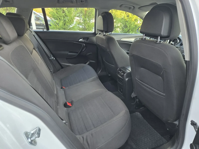 Opel Insignia 2.0CDTI-160кс= NAVI= ПОДГРЕВ= АВТОПИЛОТ= EURO 5A - автомобили, коли, обяви за нови и употребявани 13